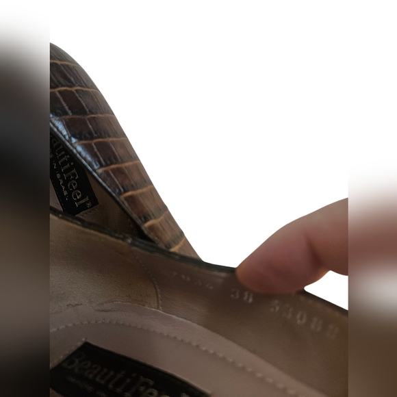 Beautifeel Brown Croc-Embossed Women's Shoes Size EU-38 US-7.5 OR 8.5 - Picture 8 of 8